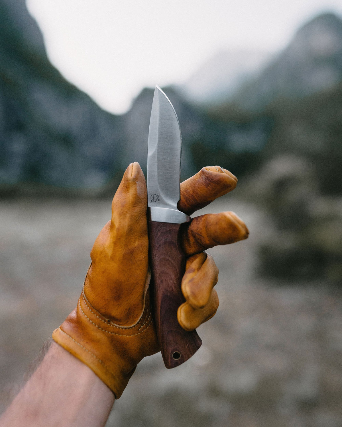 HALLINGSKARVET kniv med etui - Øyo