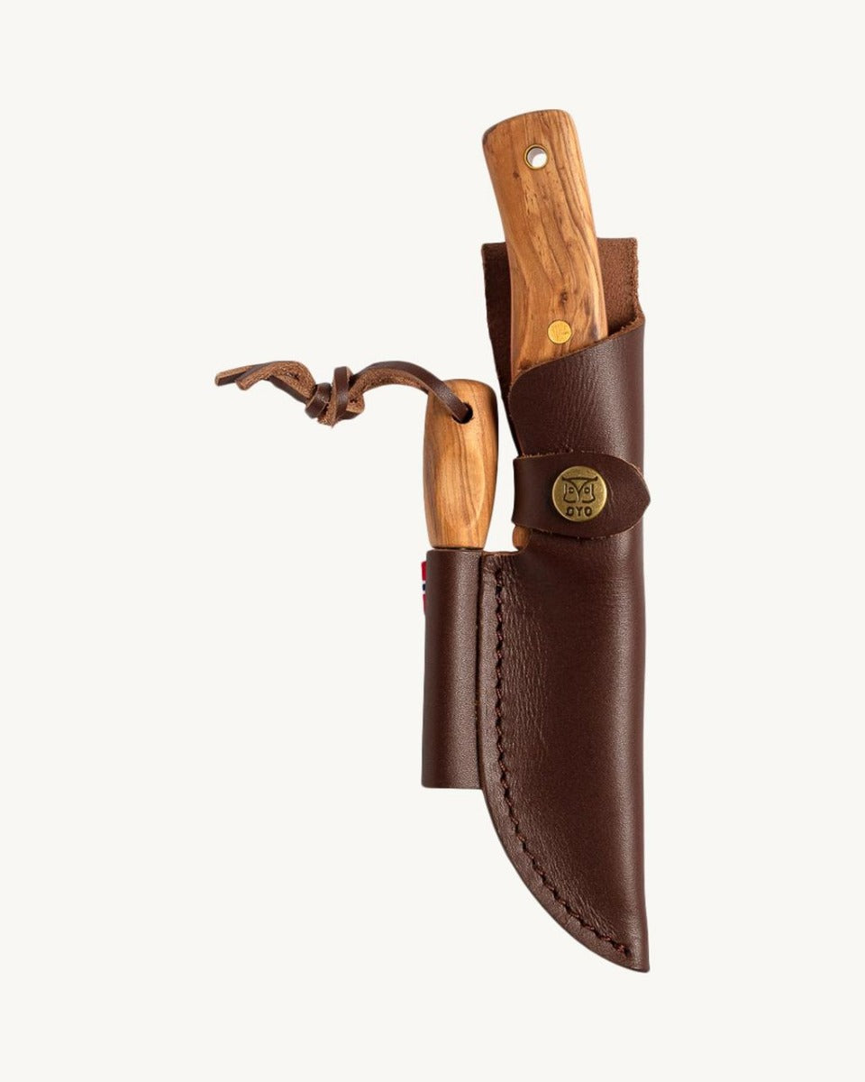 FEMUNDEN Kniv + tændstål med etui - Øyo