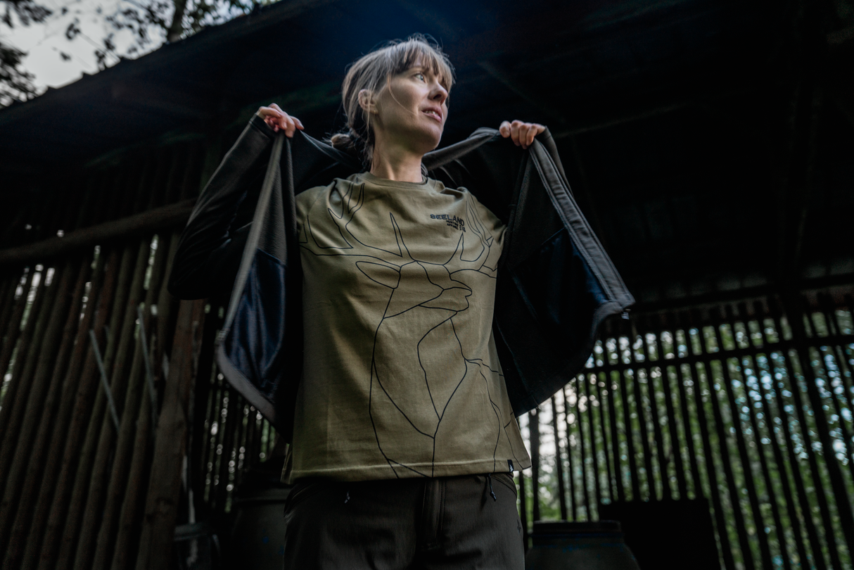Deer On Line Women T-shirt - Military Olive