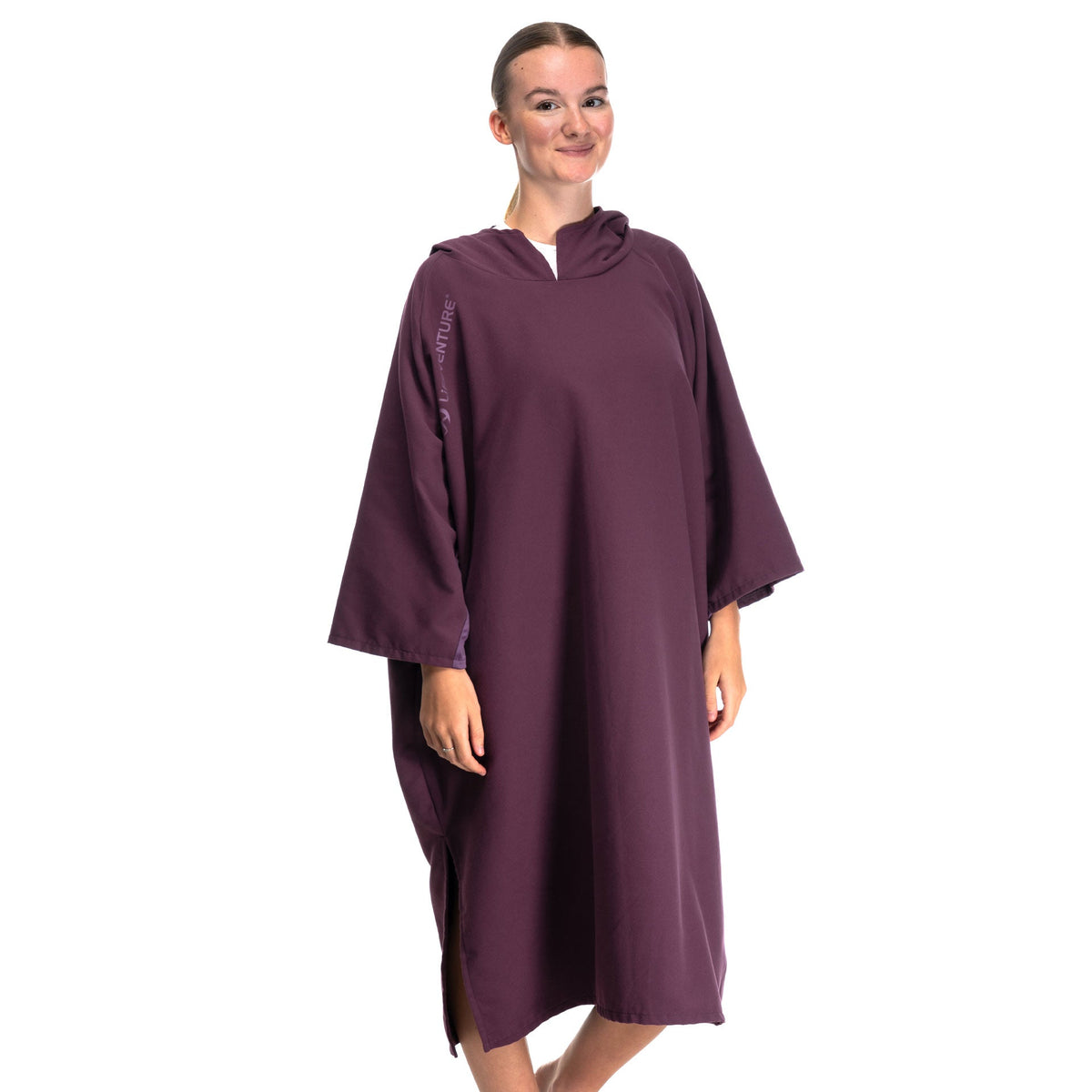 Change Robe - Compact, Blackcurrant - Life Venture