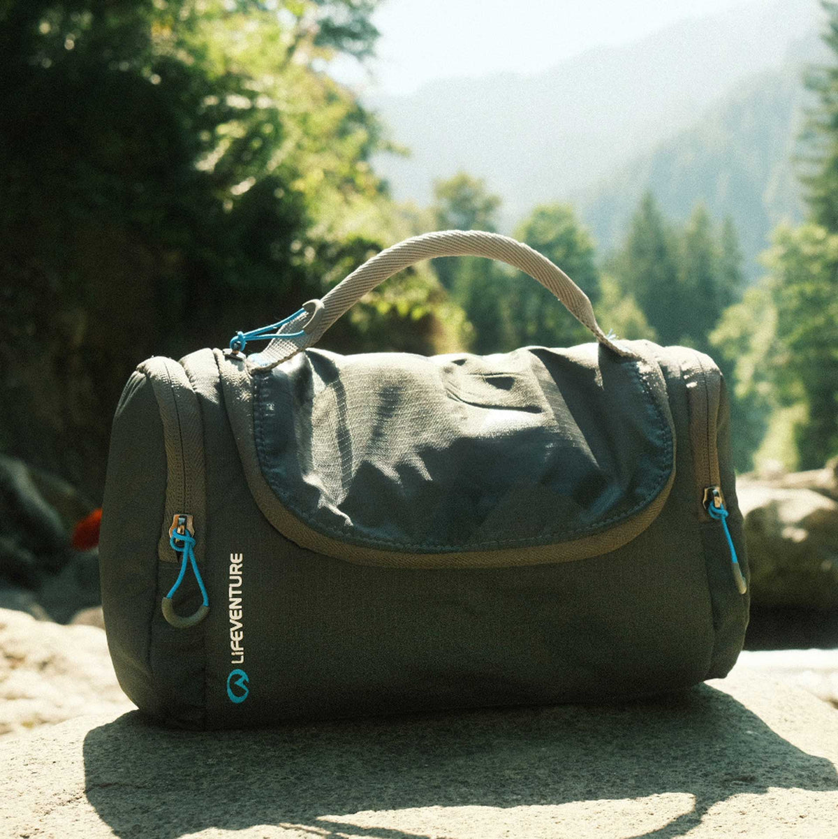Wash Holdall, Grey - Life Venture