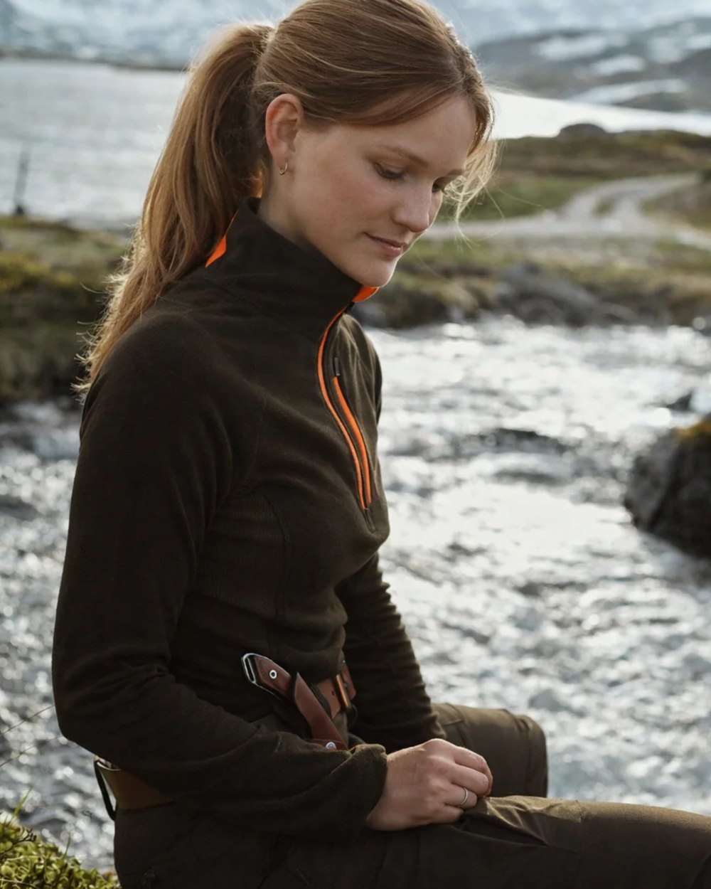 REVNA - Brown - Northern hunting