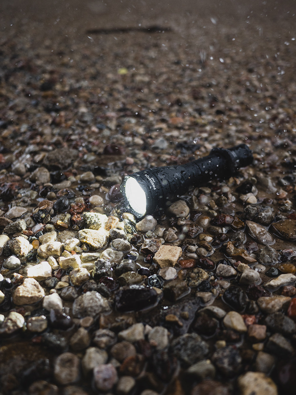 Armytek Predator Pro Magnet USB - Hvid - 1500 lm - 5°:40°