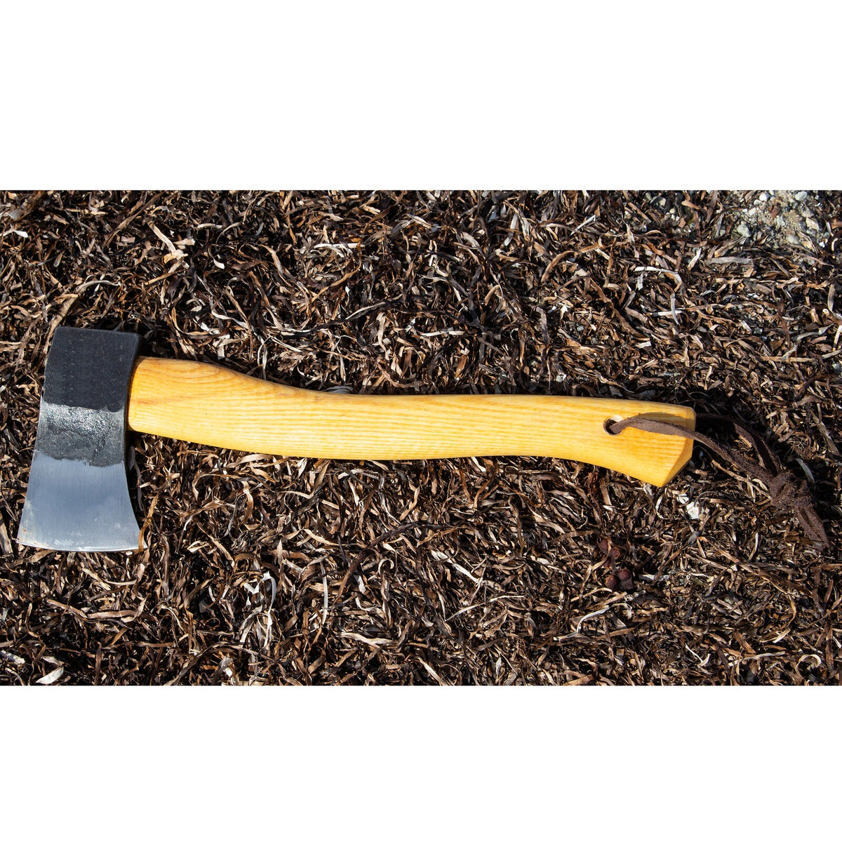 Bushcraft - Axe Hofund
