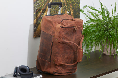 Corium Hunter trolleytaske i brunt læder med hjul