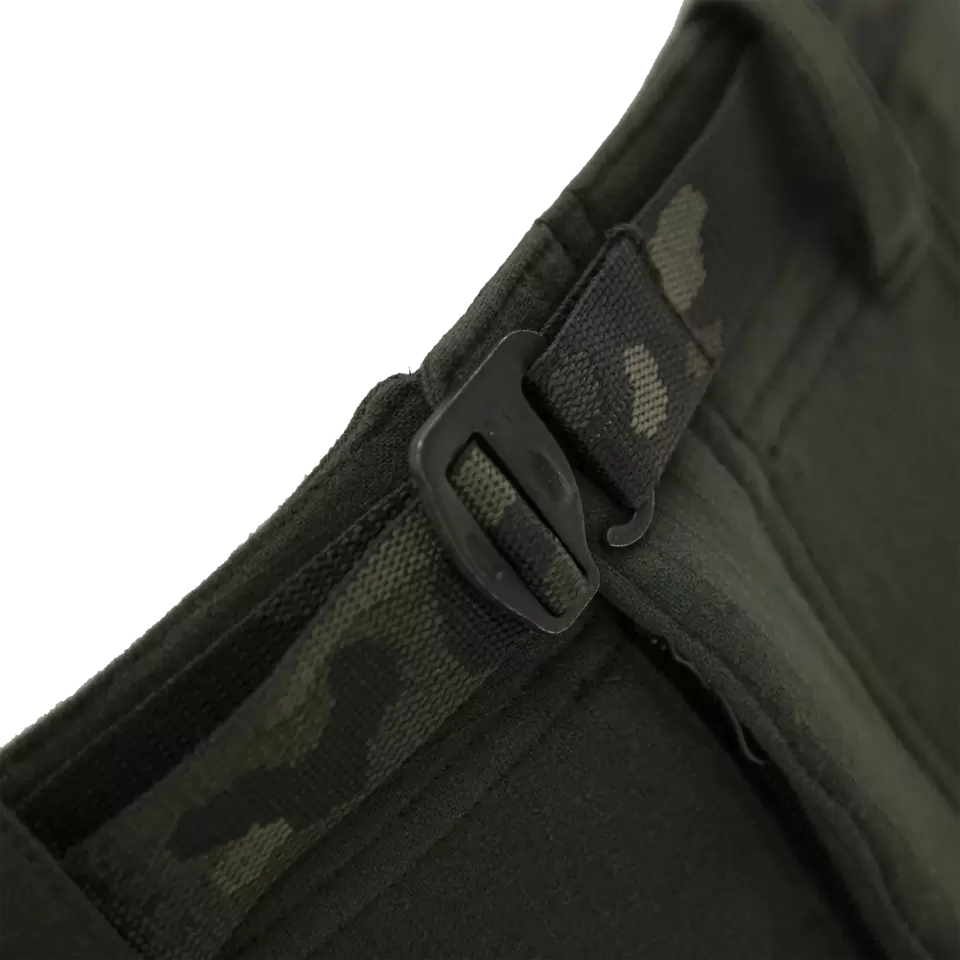GOLDECK SHORTS - Carinthia - Forest green