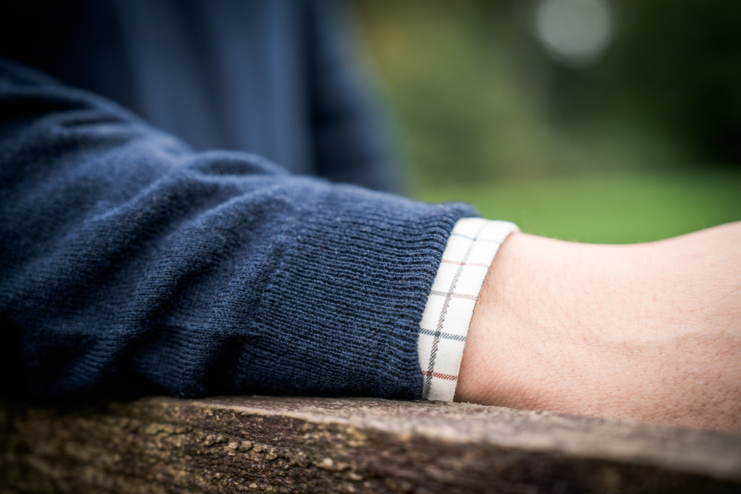 Pine V-Neck Pullover - Light Pine