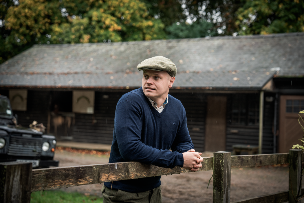 Pine V-Neck Pullover - Merlot