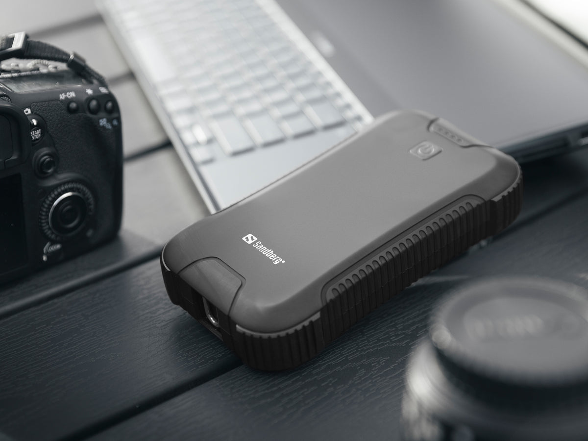 Active Survivor 30000 mAh Powerbank - Sandberg
