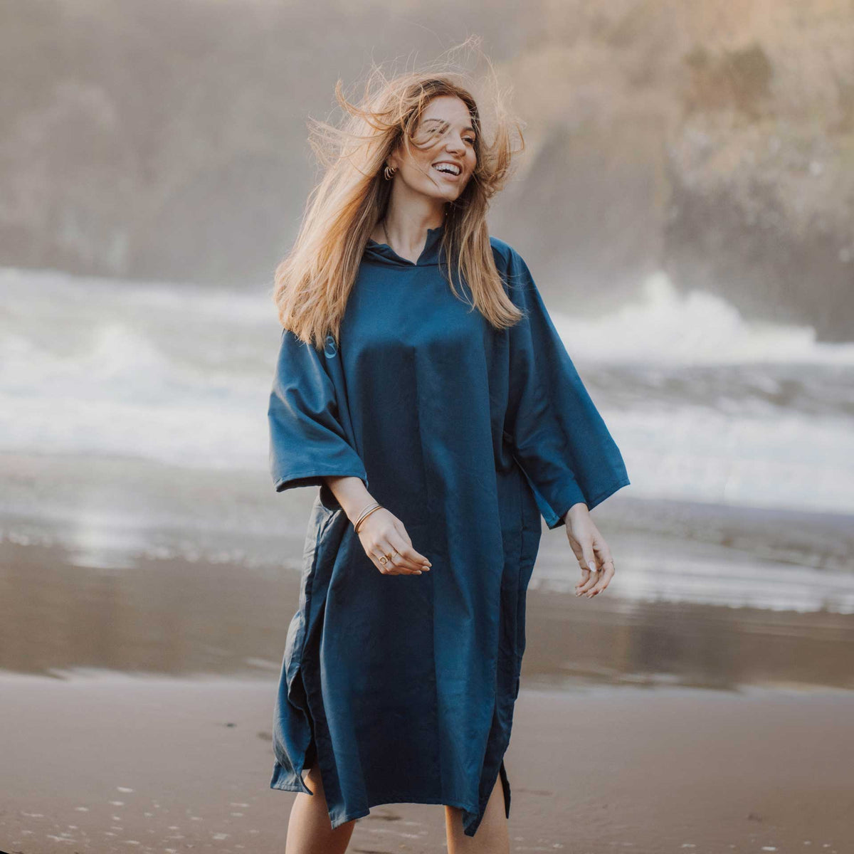 Change Robe - Compact, Navy - Life Venture