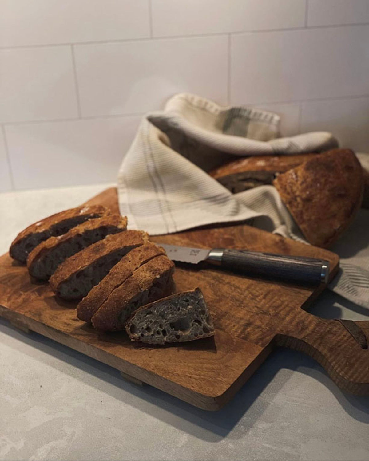 SKARVET OPAL brødkniv - Øyo