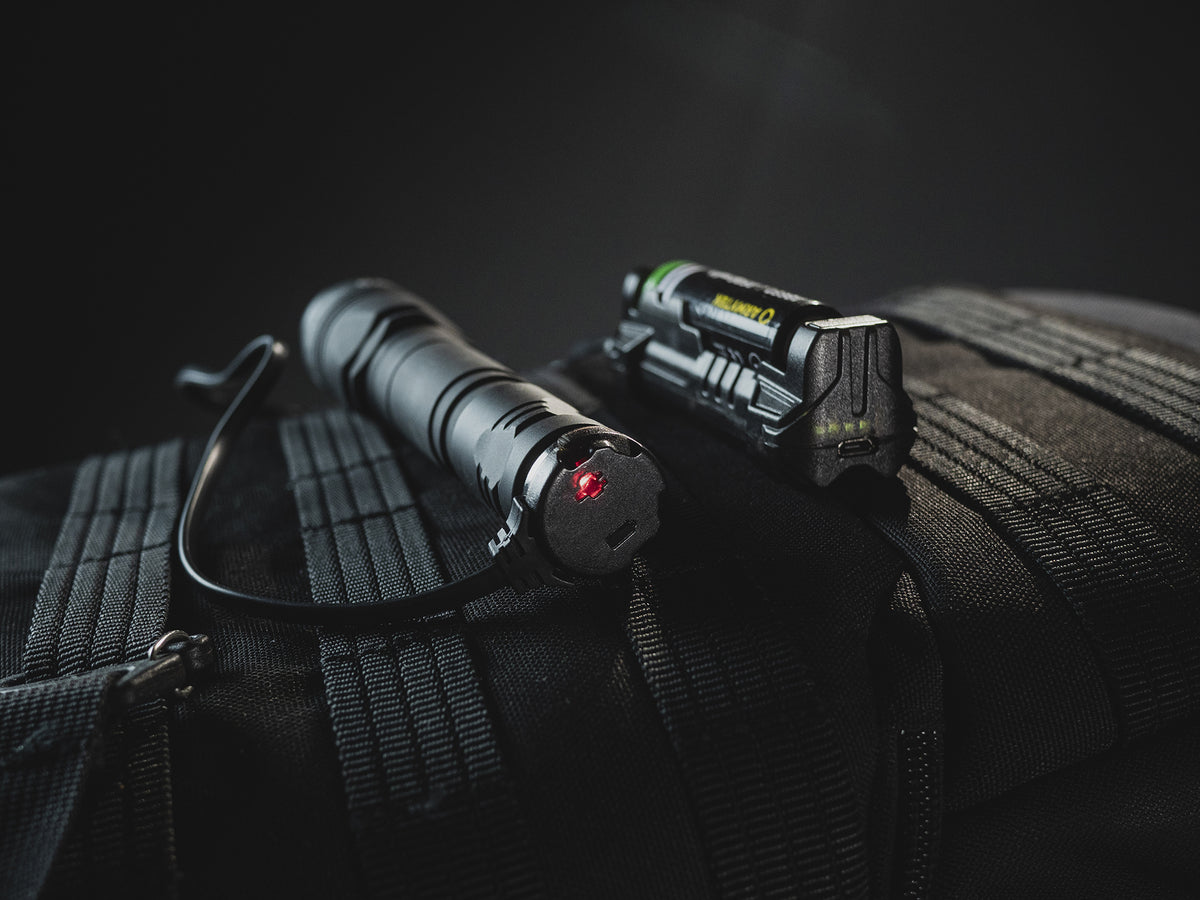 Armytek Magnetic Charger AMC-03 / for Armytek tactical flashlights with magnetic charger / Output 1A /
2 years warranty