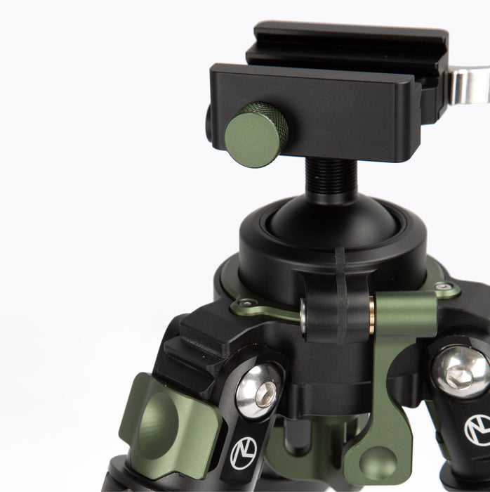 Nieload™ RED MIST QD TRIPOD