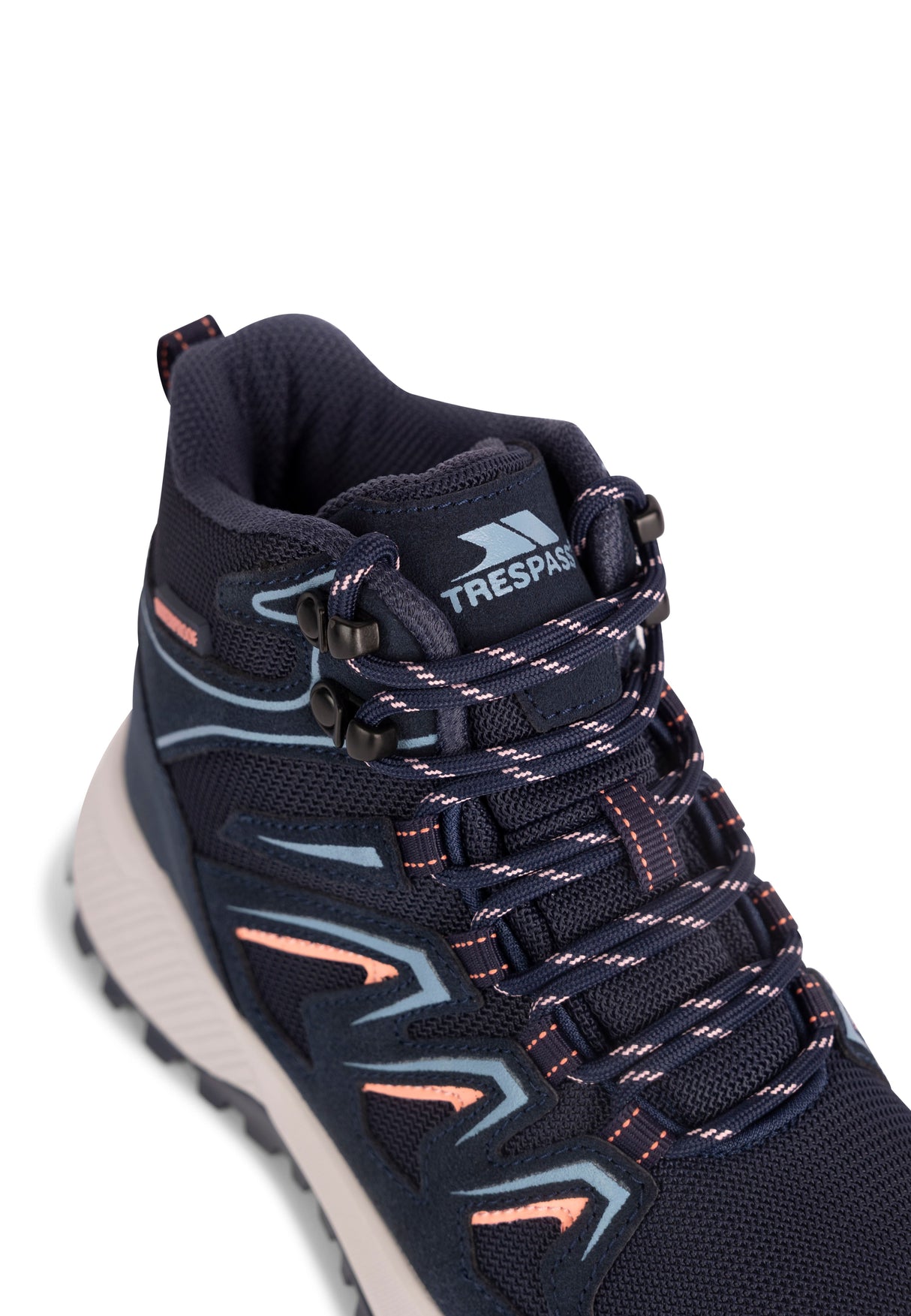 Janick - Navy - Trespass