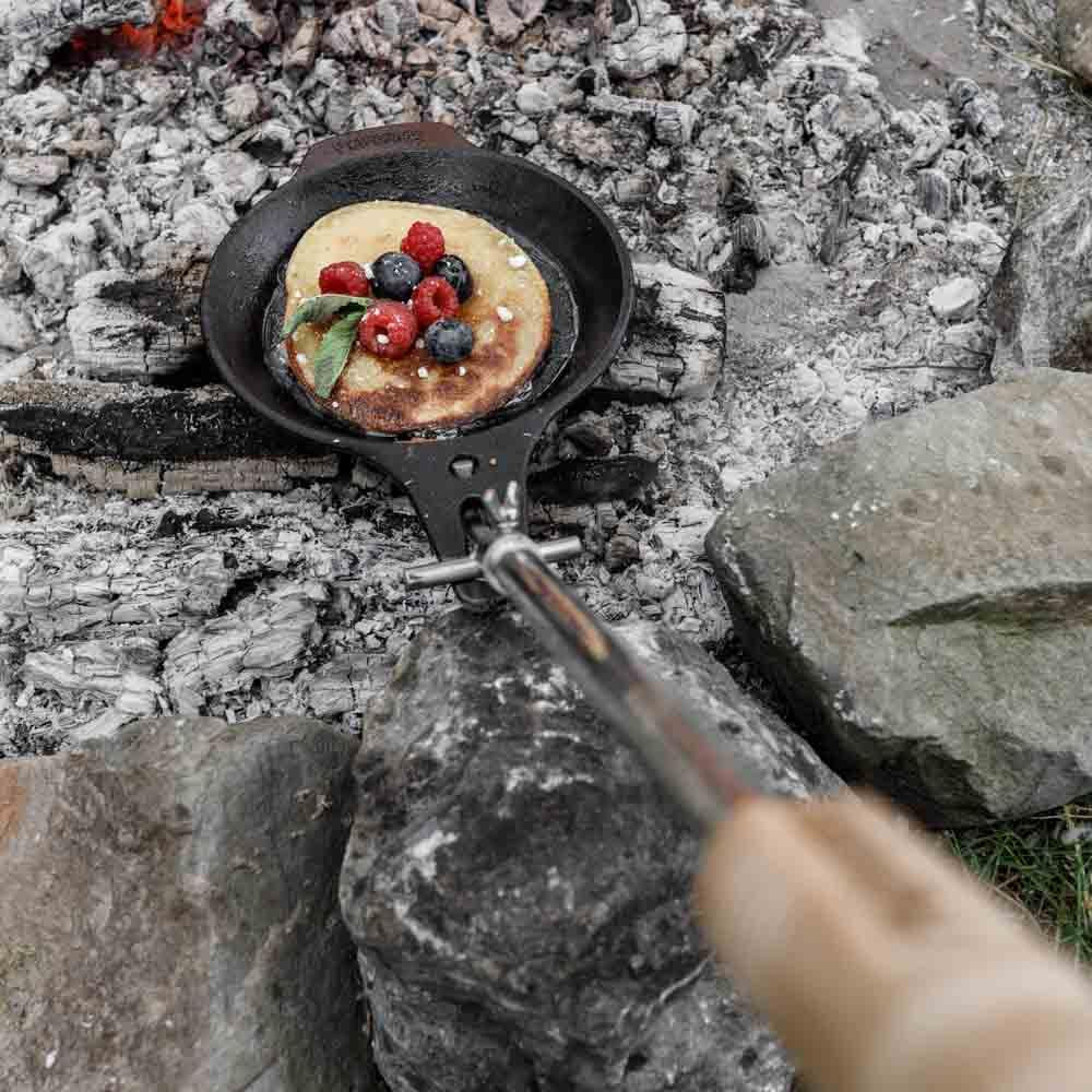 Cast-Iron Campfire Skillet - Petromax