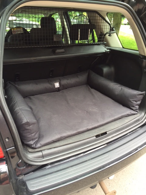 Boot Bed by Danish Design 100 x 78 x 21cm