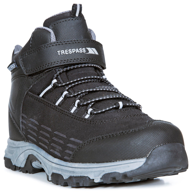 Harrelson - Black - Trespass