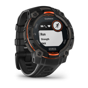 Instinct® 3 – 45 mm, Solar, Sort med sort rem