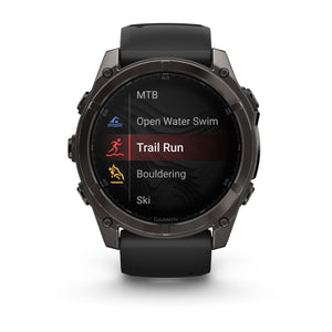 fēnix® 8 – 51 mm, AMOLED, Sapphire, Carbon Grey DLC med sort/Pebble Grey silikonerem