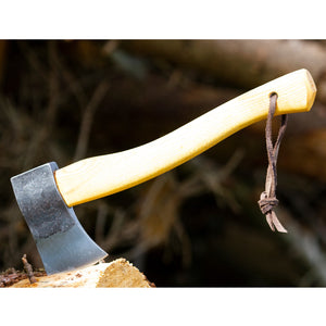 Bushcraft - Axe Hofund