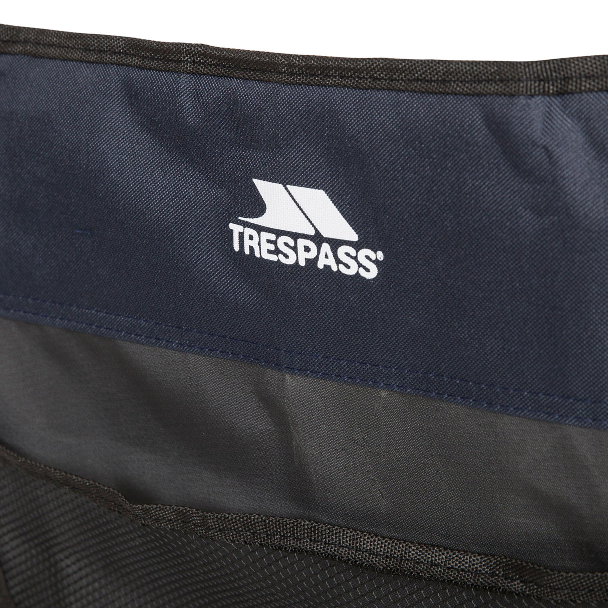 Settle - Navy - Trespass