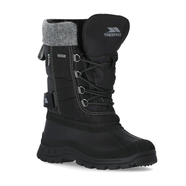 Strachan - Black - Trespass