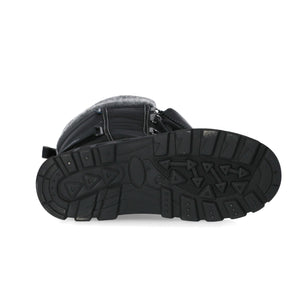 Strachan - Black - Trespass