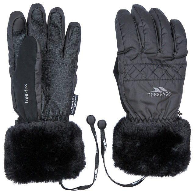 Yanki - Black - Trespass